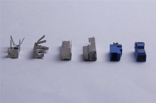 源鵬電子 專業(yè)制造手機彈片的五金廠家，多年經(jīng)驗成就卓越品質(zhì)